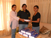 2010 10 16 dic donation 005