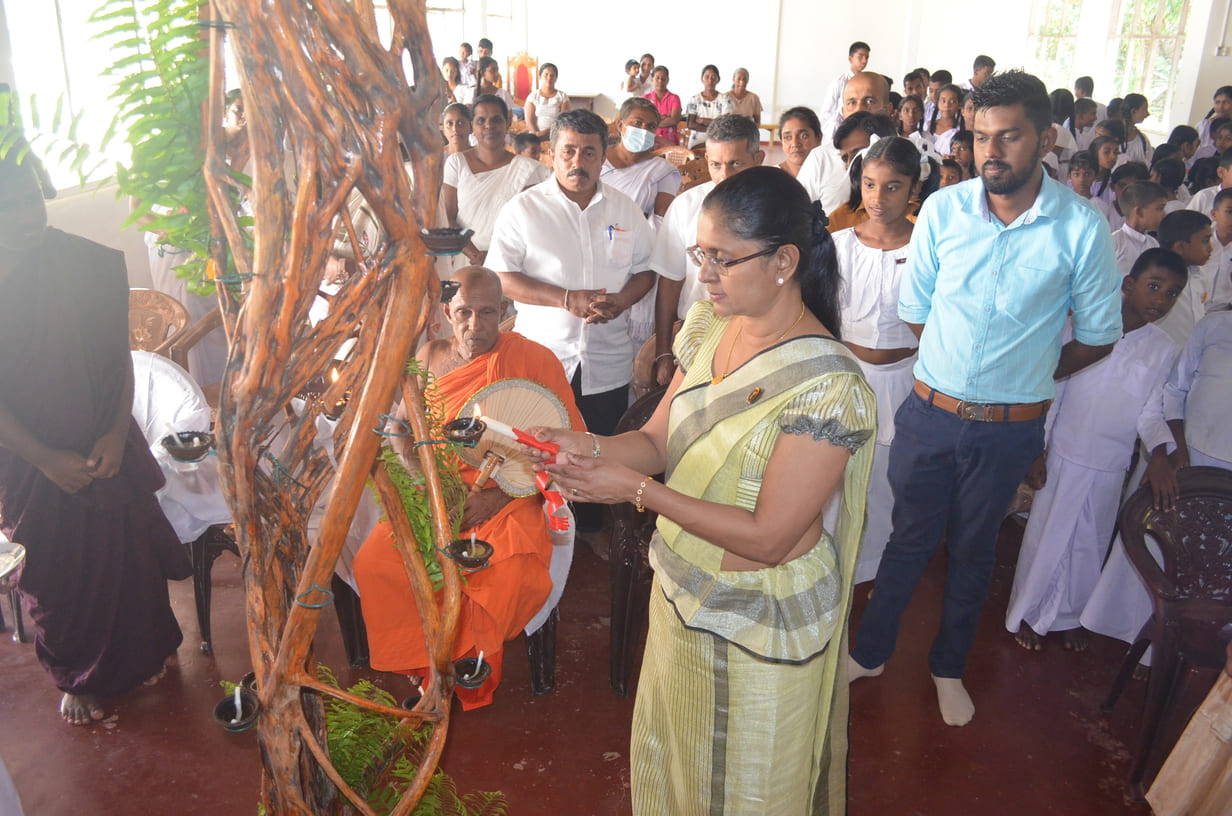 Launched IT Centre for the Children at Sri Ashokaramaya, Galle